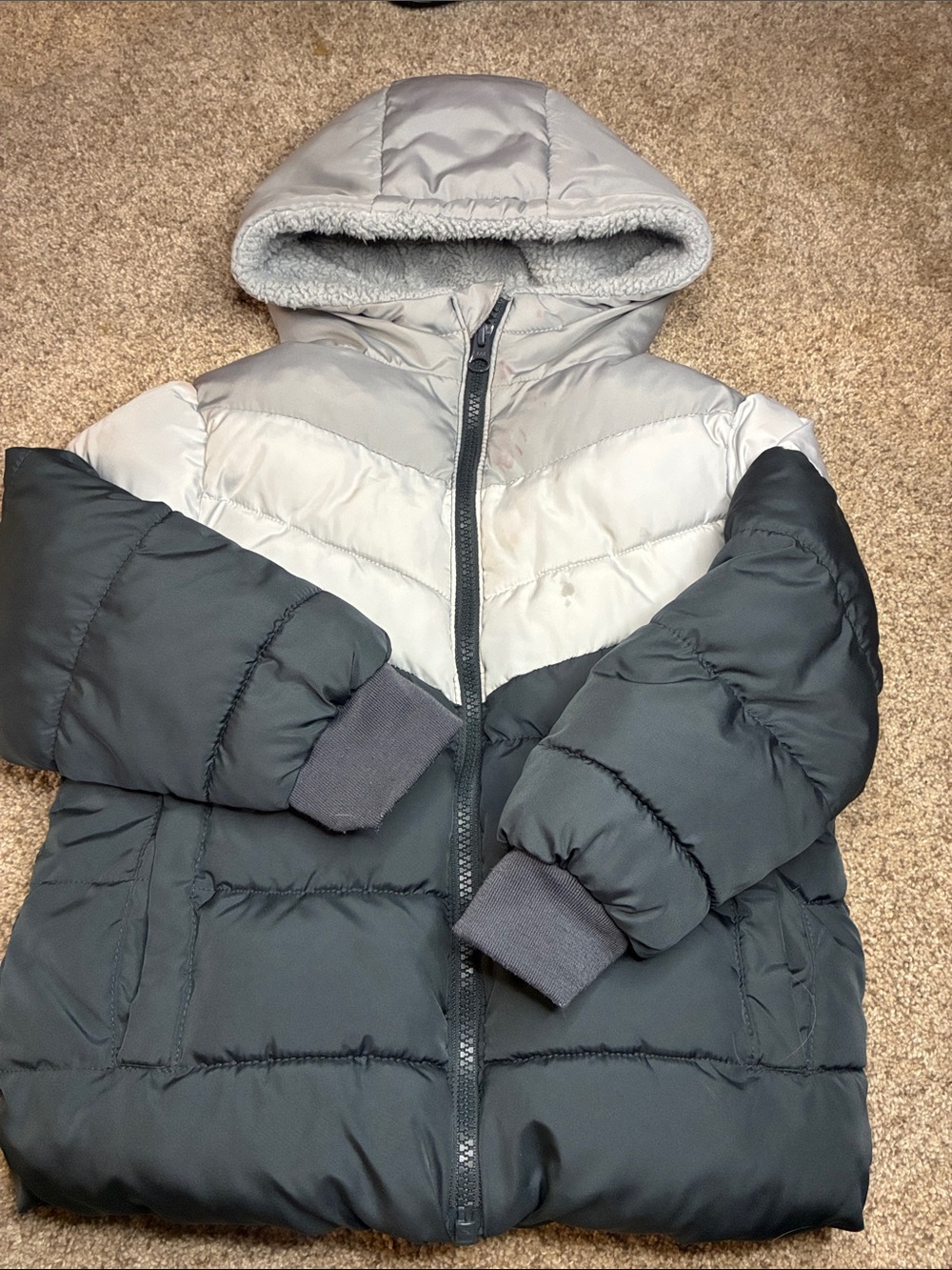 Swiss Tech Kids Hooded Puffer Jacket in Light Gray and Charcoal Size 3T - Picture 2 of 14